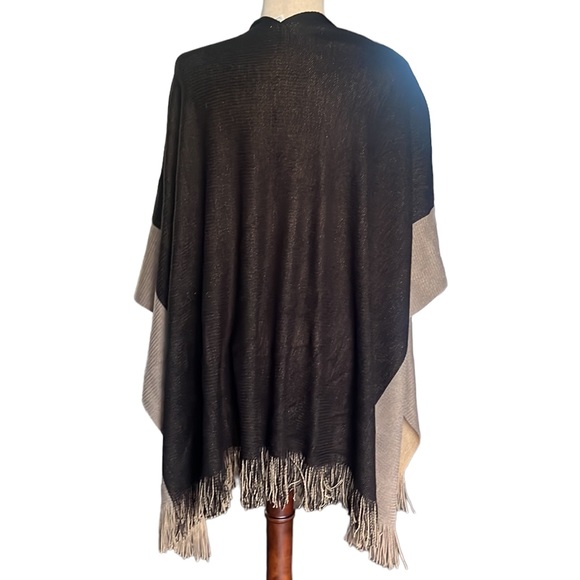 Croft & Barrow Beige and Black Wrap One Size OS - Picture 3 of 6